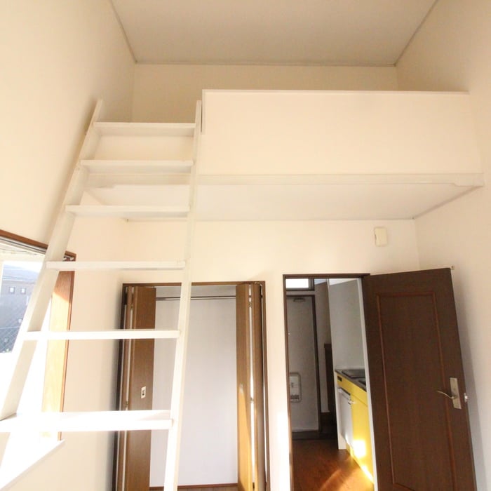 居室 ラフォ－レ錦