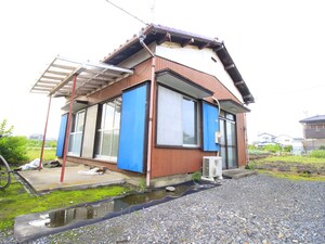 金子様貸家・2