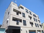 日成ビル