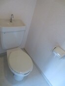 トイレ 日成ビル