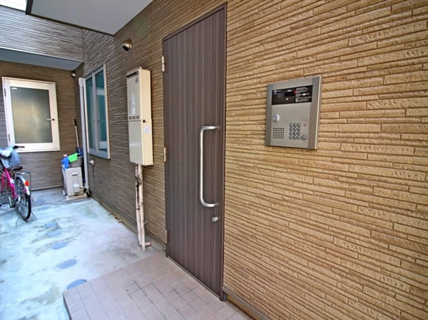 エントランス部分 ラ・ヴィータ高円寺