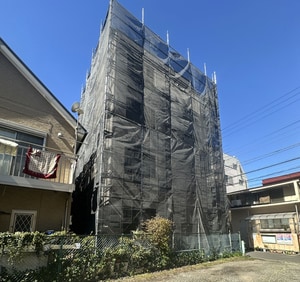ＥＡＳＴ　ＨＯＵＳＥ