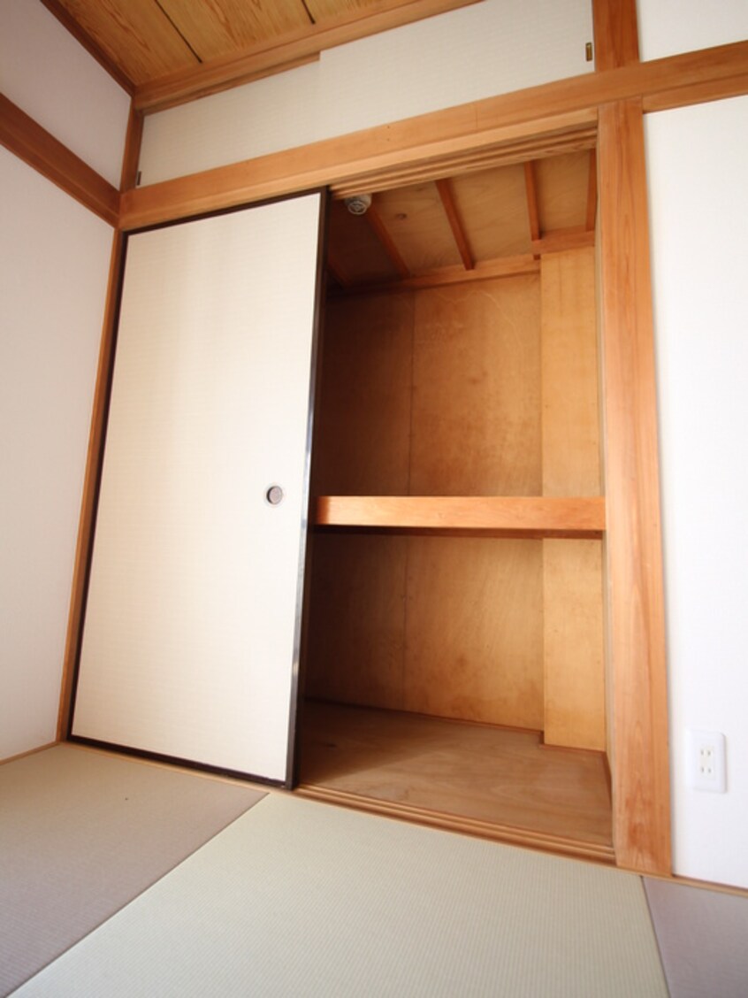 収納 第２天照マンション