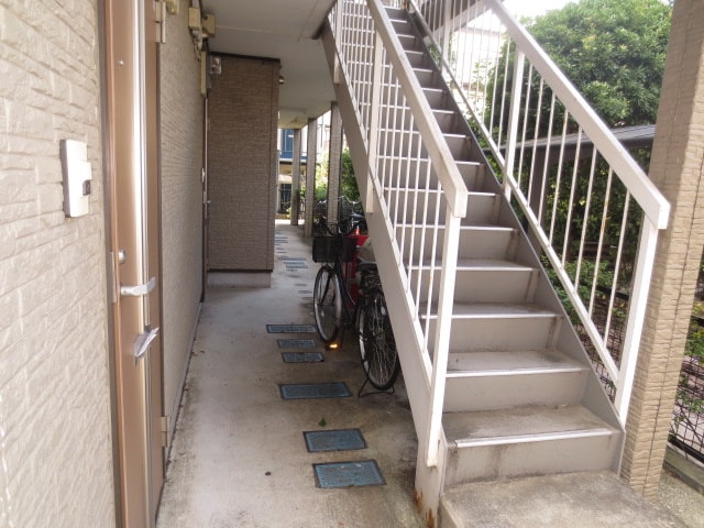 エントランス部分 ベルビュ－六会