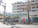 ローソンストア100港南丸山台4丁目店(コンビニ)まで800m シティハイムヒラツカ