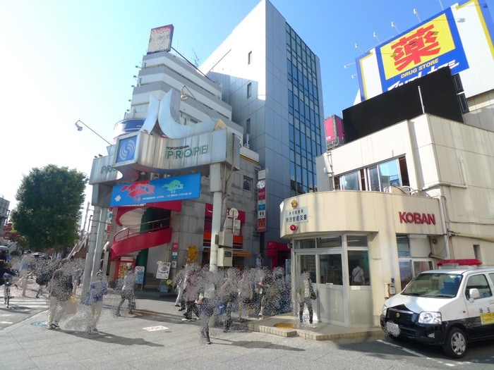 駅前交番(警察署/交番)まで800m ベルメゾン所沢