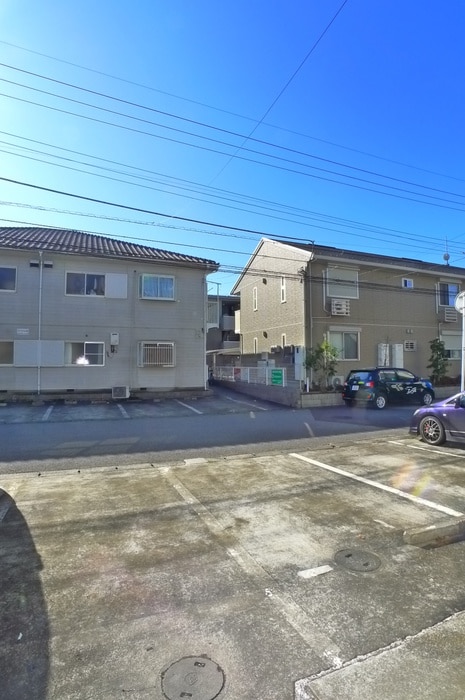 駐車場 アドミナル３号棟