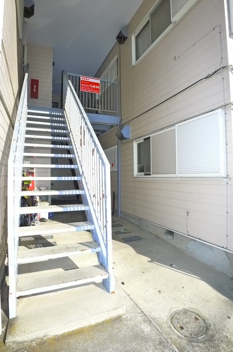 エントランス部分 アドミナル３号棟