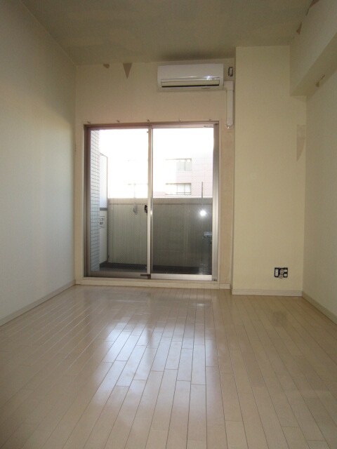 居室 エステムプラザ日本橋弐番館401