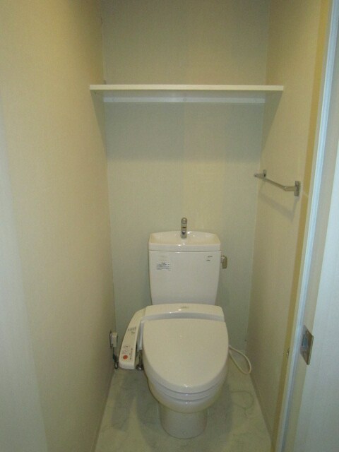 トイレ エステムプラザ日本橋弐番館401