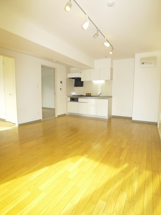 居室 プレジール弁天