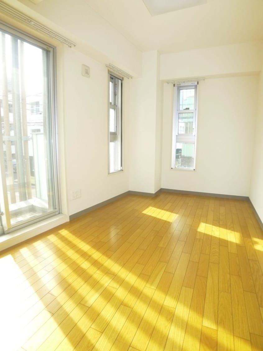 居室 プレジール弁天