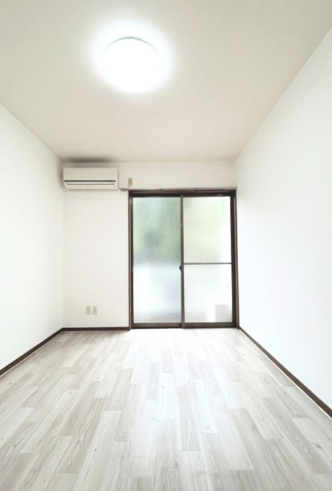 居室 メゾンプルミエ