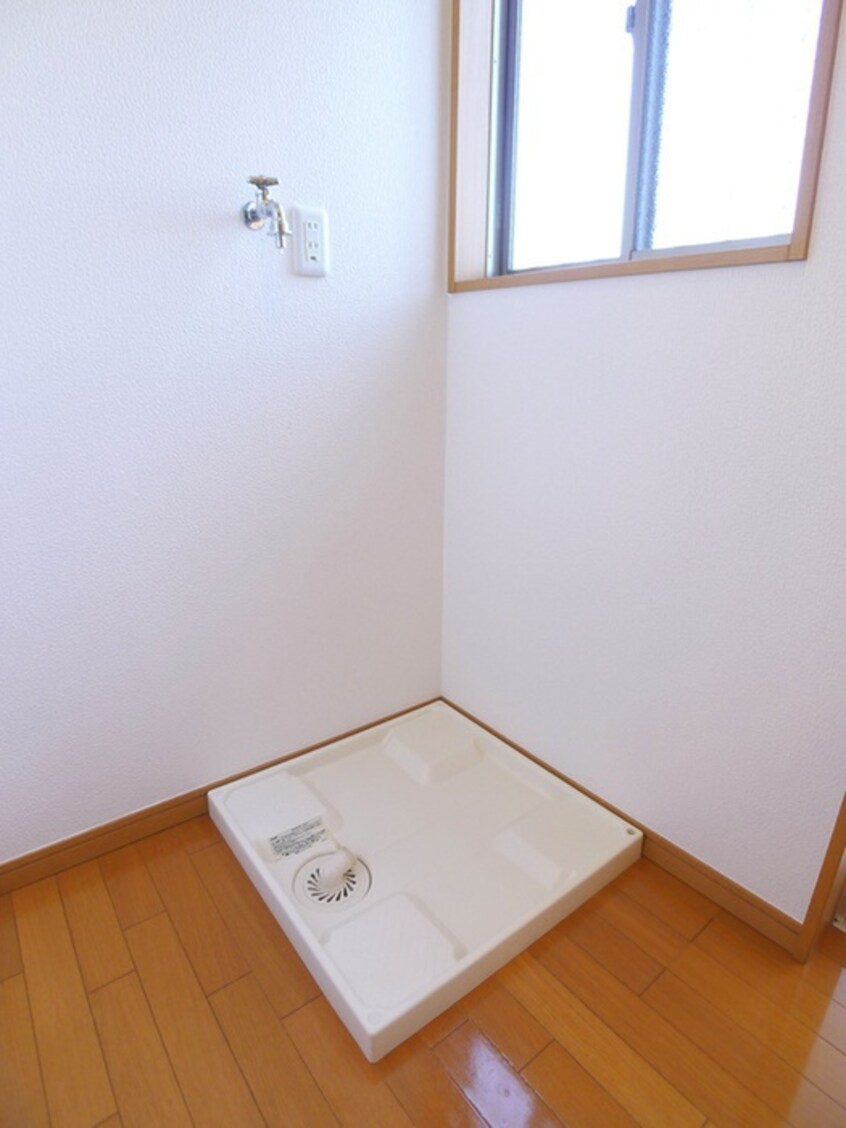 洗濯機置場 スマイルガ－デン柏井