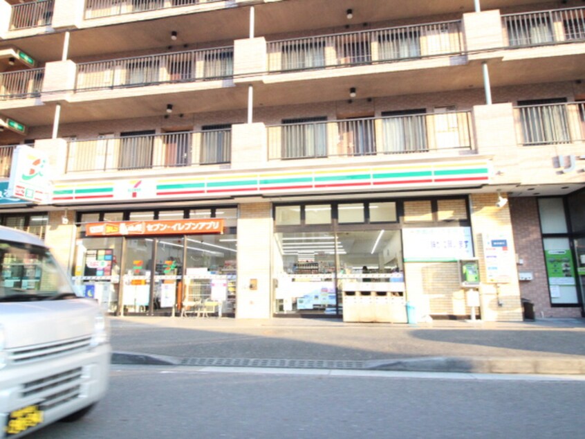セブンイレブン 横須賀坂本店(コンビニ)まで200m ＴＯＢＩ