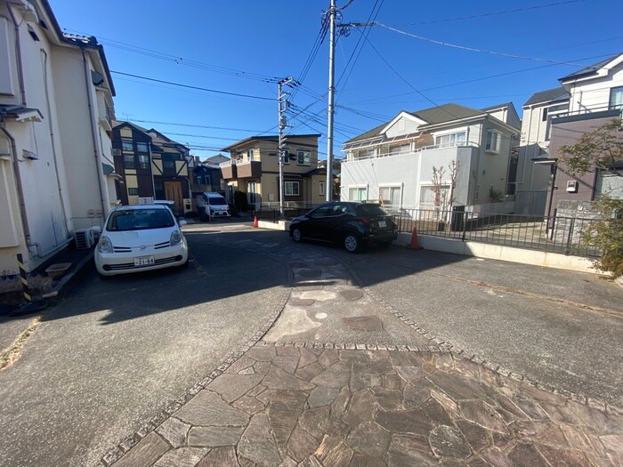 駐車場 シ－ズンコ－ト