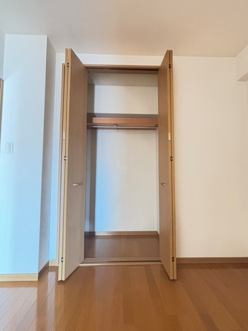 収納 グリ－ンコ－ト中野(403)