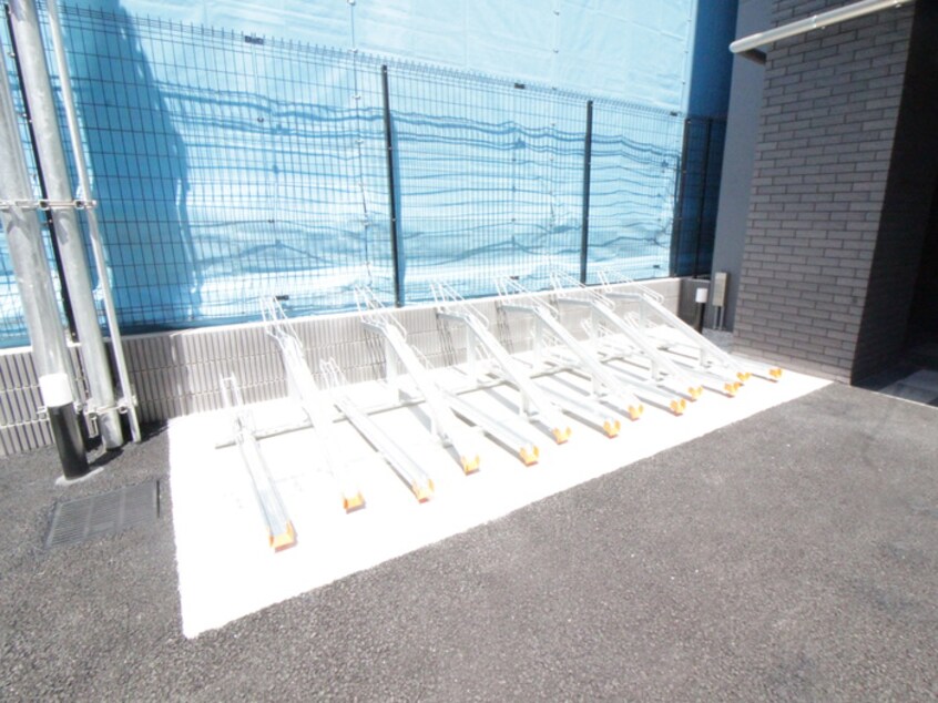 駐輪場 ＯＲＳＵＳ　ＮＡＫＡＮＯ