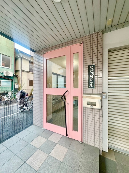 エントランス部分 SSSビル