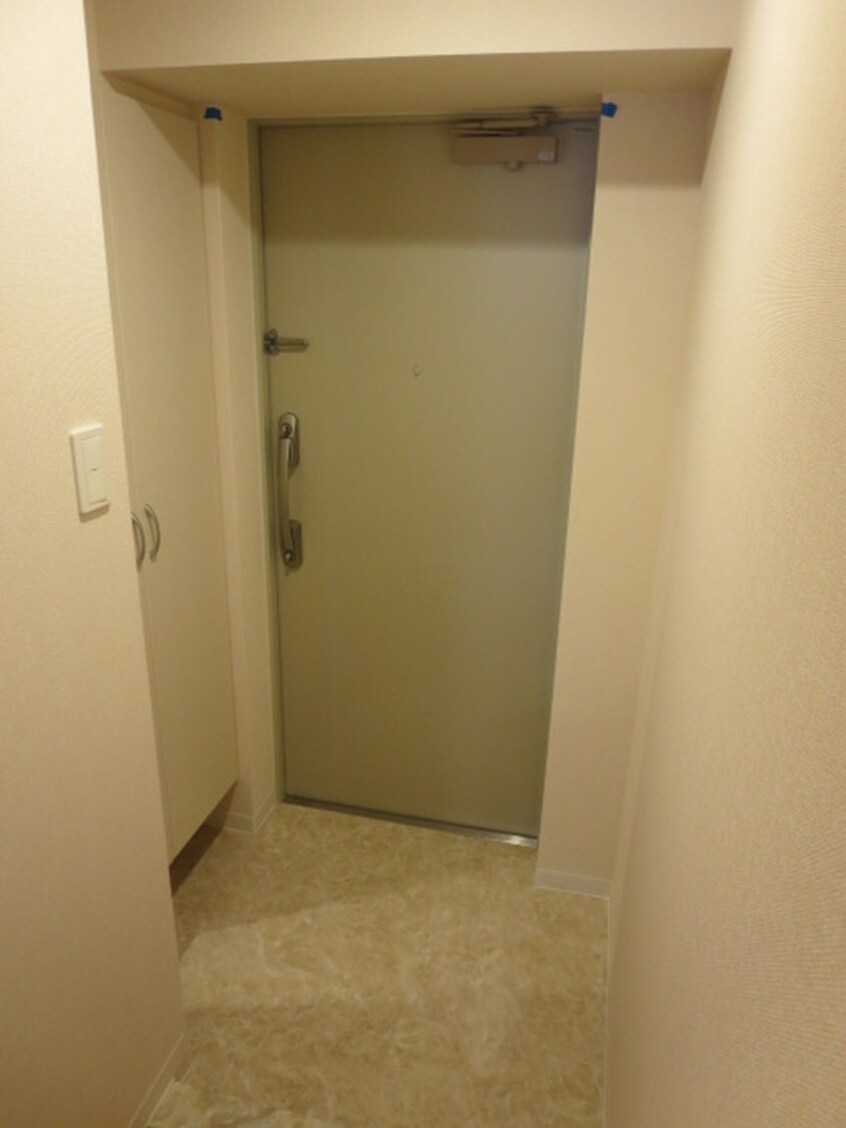 玄関 キャメルプレイス