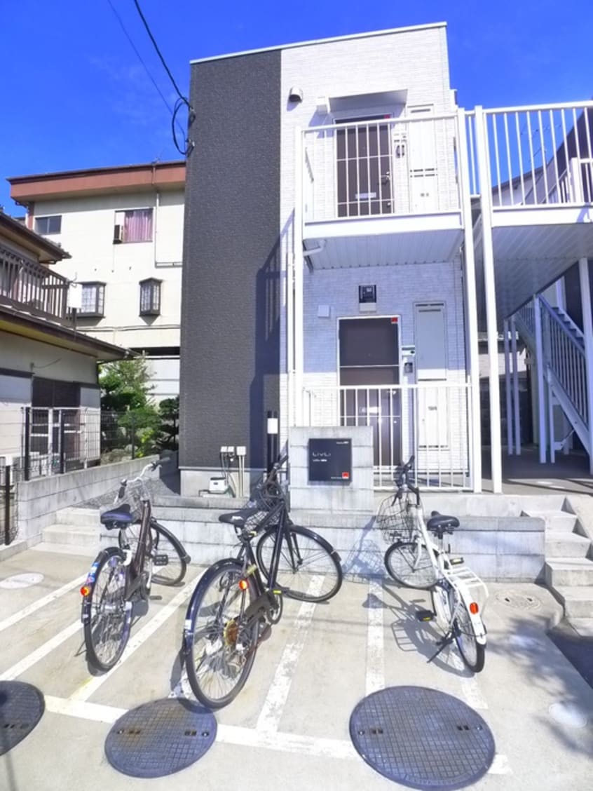 駐輪場 リブリ・薬円台