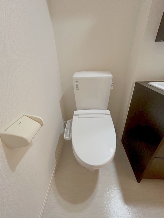 トイレ リブリ・薬円台