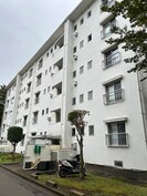 夏見台団地３号棟（５０４）の外観