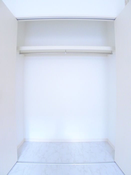 収納 ベルメント陣屋前B棟