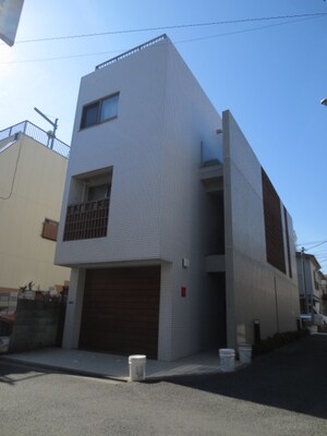 Ｄ．Ｈｏｕｓｅ
