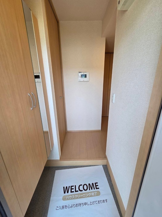 玄関 メゾンシェーヌ