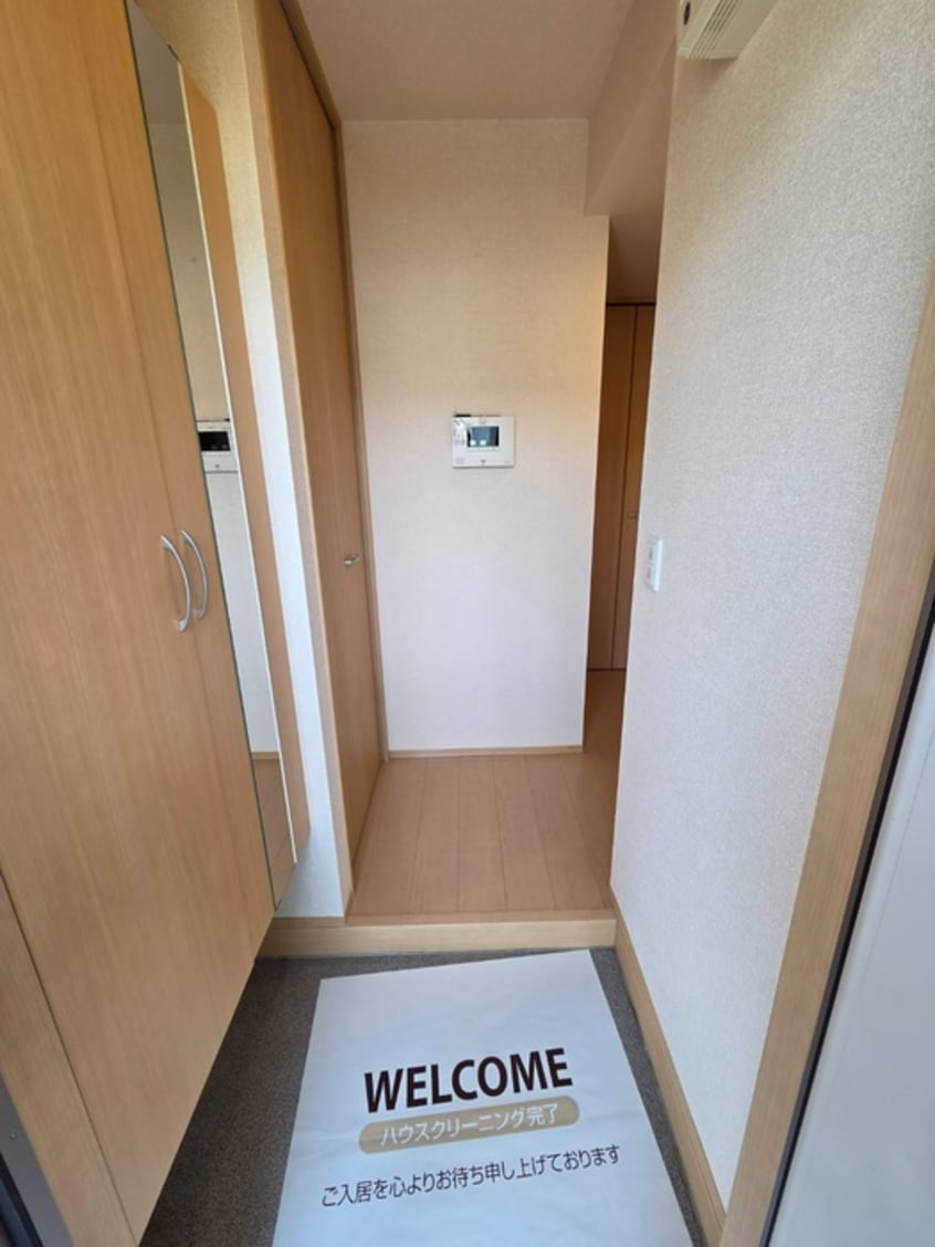 玄関 メゾンシェーヌ