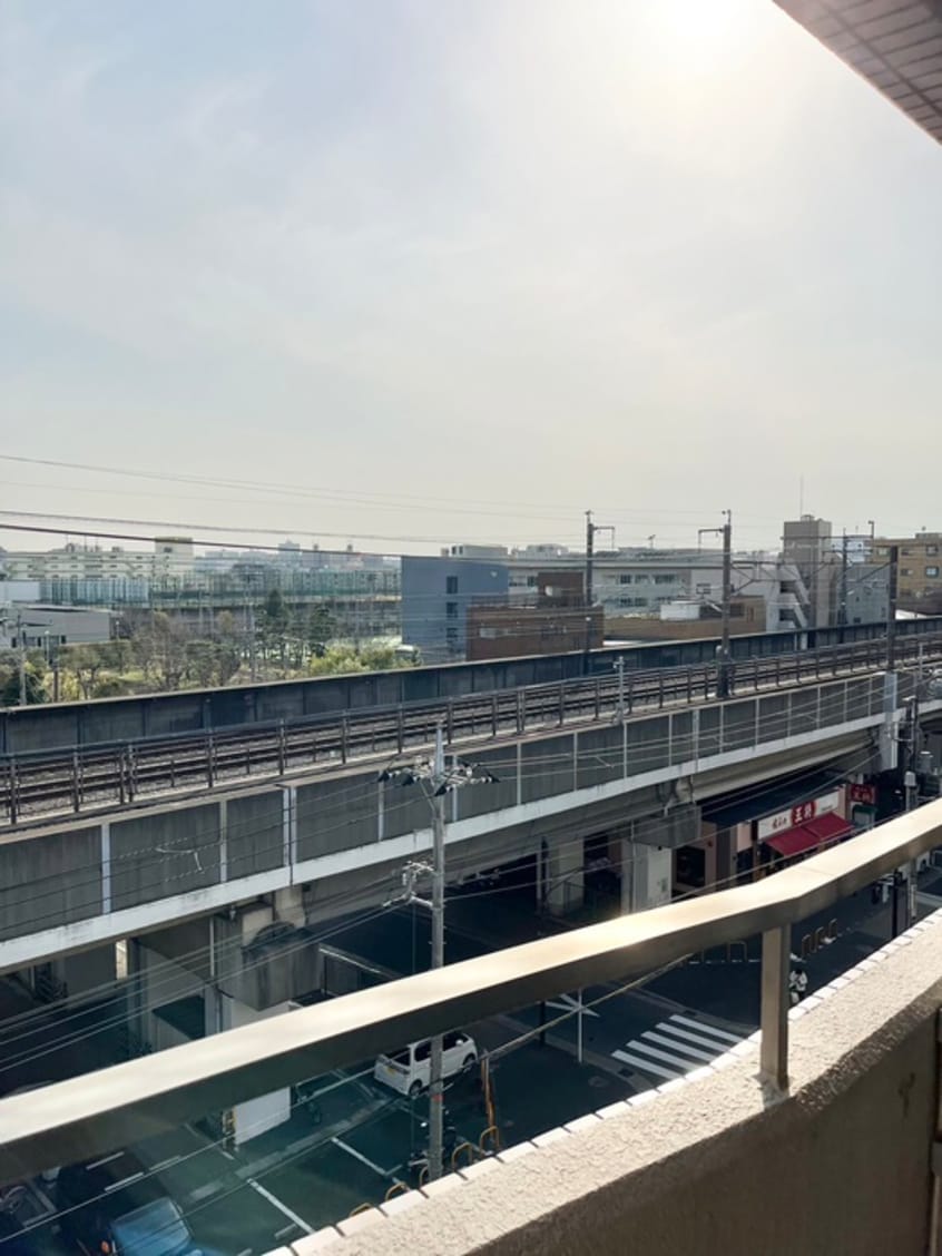 室内からの展望 ヤンズパレス