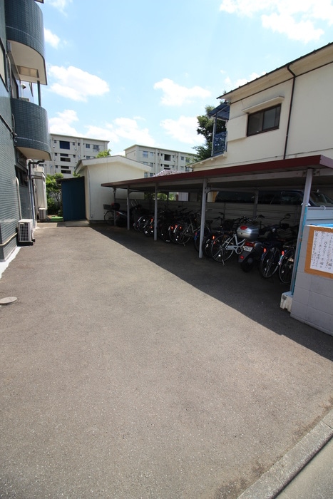 駐輪場 シンシアハイツ神山