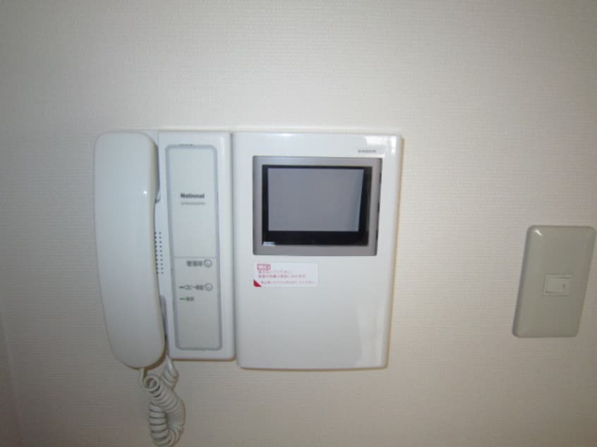 居室 プロムナ－ド岩楯