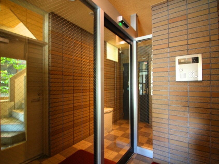 エントランス部分 Leavell Grande 横浜中川