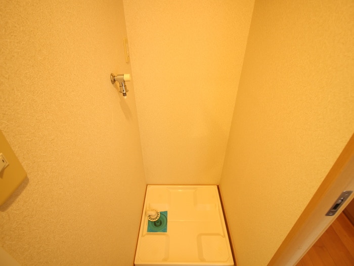 洗濯機置場 Leavell Grande 横浜中川