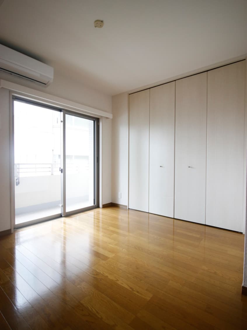 居室 アクロス赤坂(802)