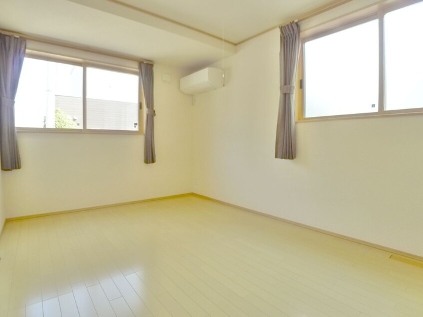 居室 柏市柏戸建