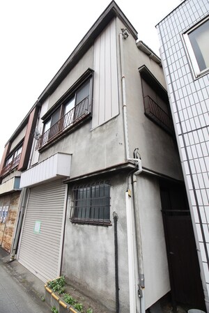 東坂下一丁目貸家