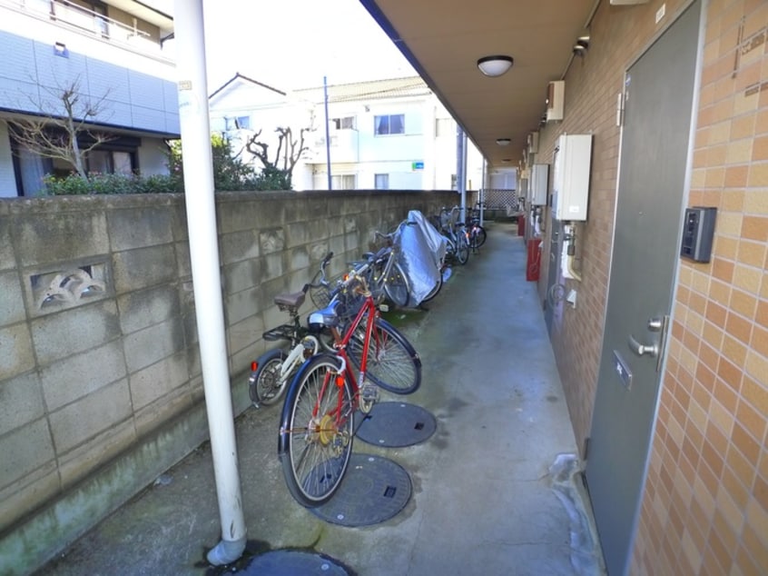 駐輪場 マドレーヌ南柏