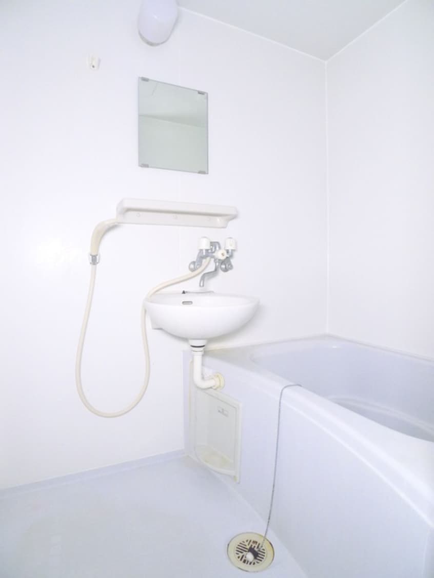 バス／シャワールーム等 マドレーヌ南柏