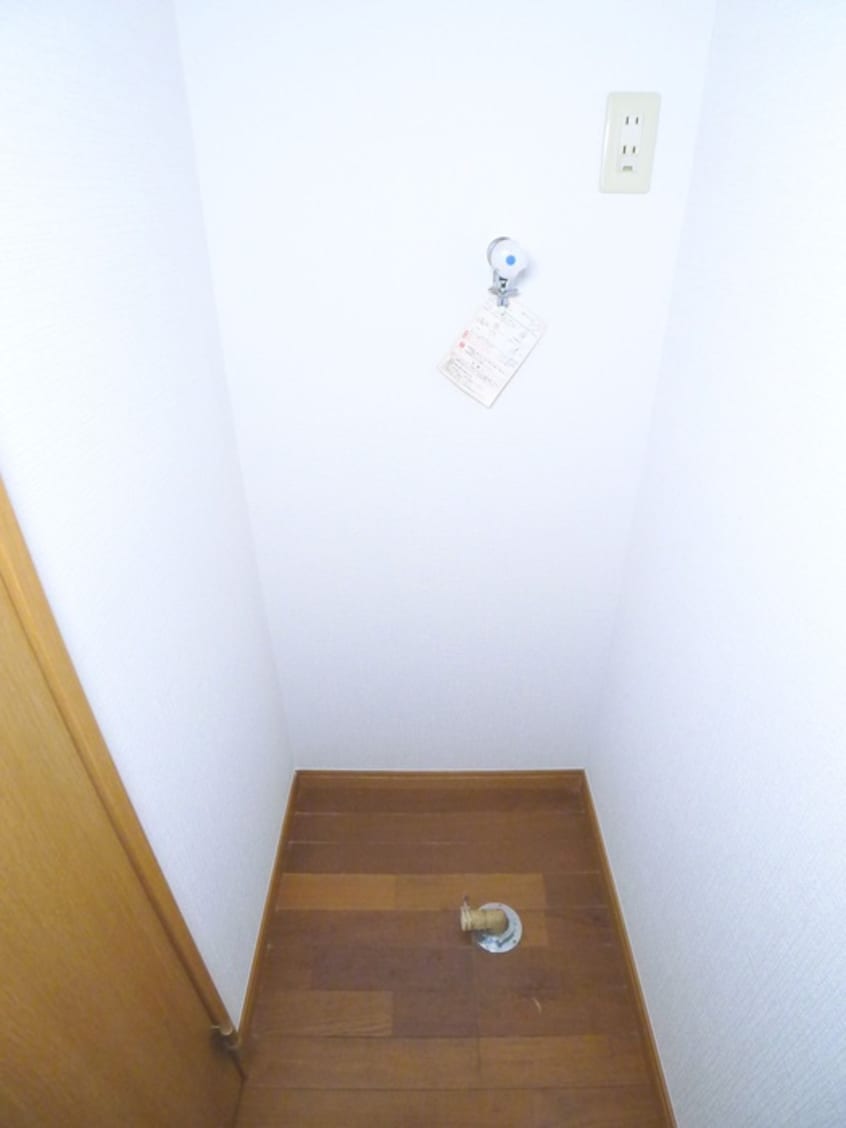 洗濯機置場 マドレーヌ南柏