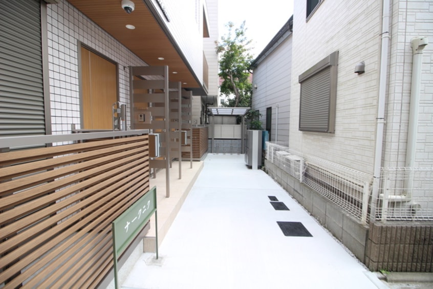 エントランス部分 ナークニク