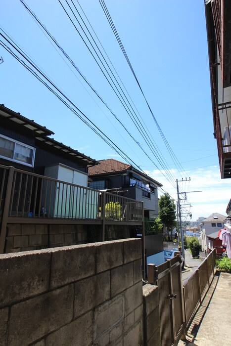 室内からの展望 三ツ沢ハイツ