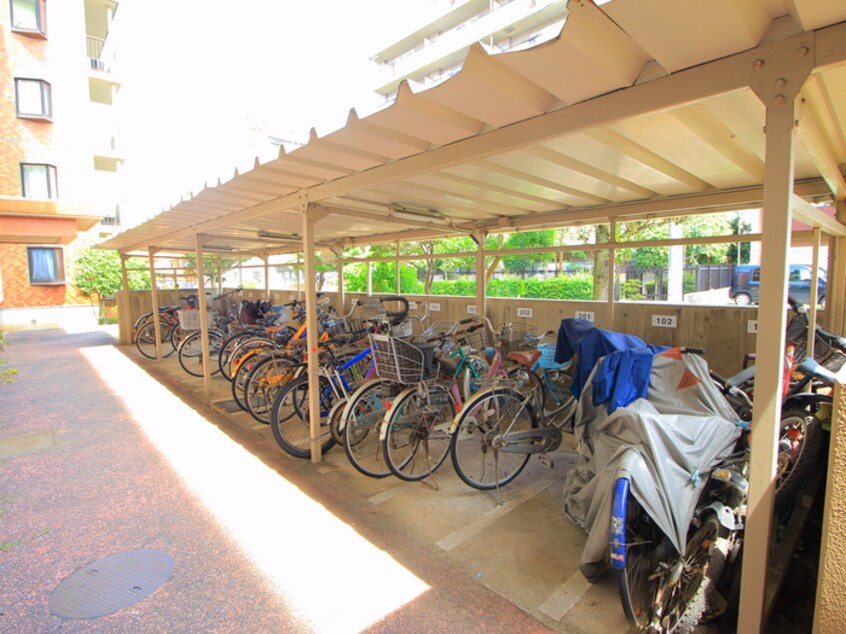 駐輪場 プラザサン田中２号館