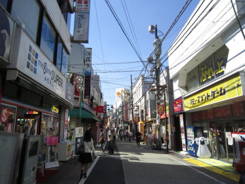 スキップ村商店街(その他飲食（ファミレスなど）)まで246m プラザサン田中２号館