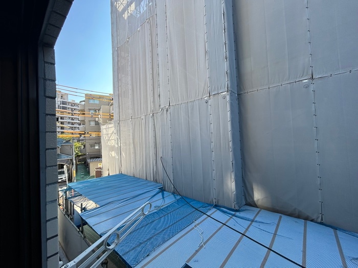 室内からの展望 岡村ビル