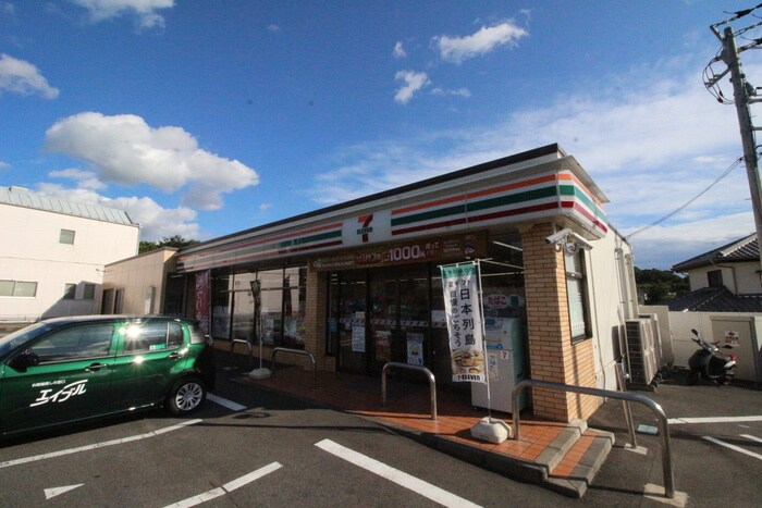 セブンイレブン芦名1丁目店(コンビニ)まで423m 秋谷グリ－ンヴィラＢ