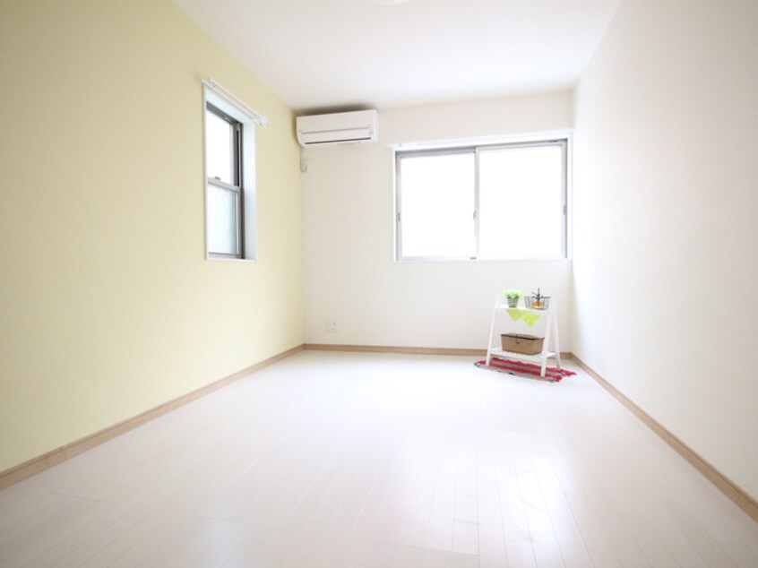 居室 ＡＧＯＳサンドリオン