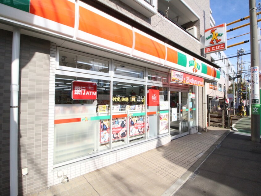 サンクス(コンビニ)まで402m ＡＧＯＳサンドリオン